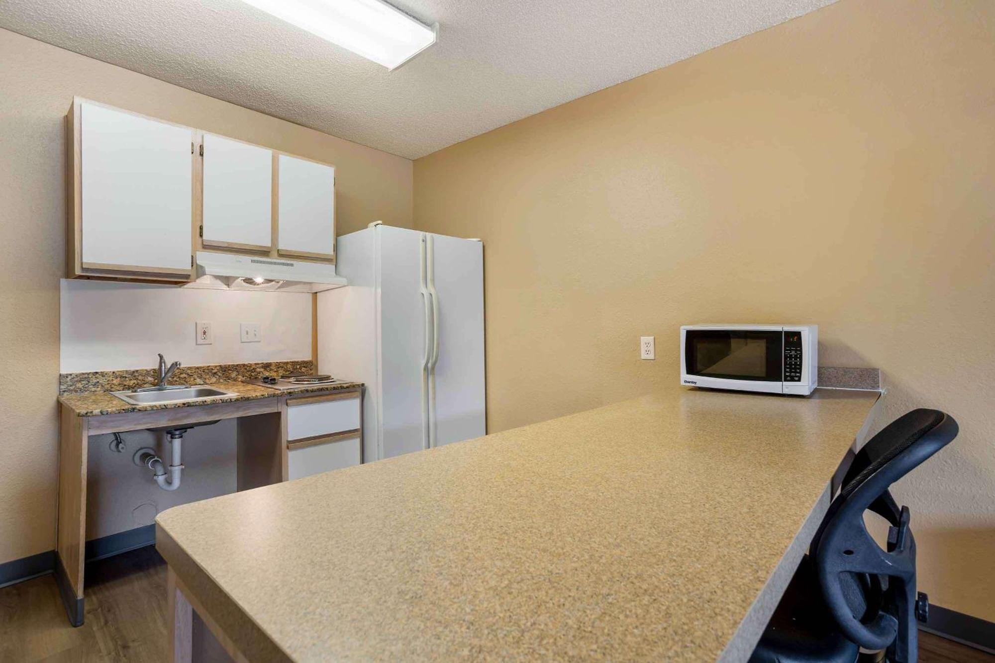 Extended Stay America Select Suites - Houston - Sugar Land Zewnętrze zdjęcie