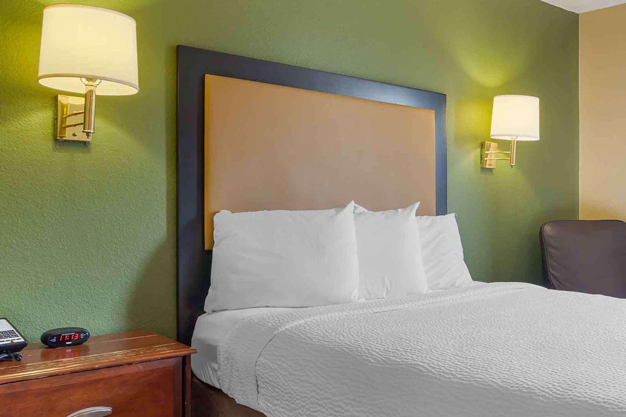 Extended Stay America Select Suites - Houston - Sugar Land Zewnętrze zdjęcie